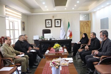 برنامه‌های فرهنگی و هنری با محوریت ایران‌دوستی و وحدت برگزار شوند 