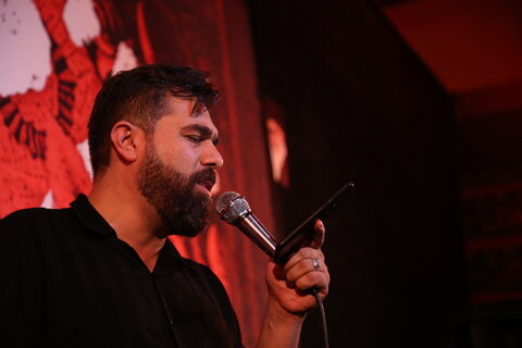 تصاویر| مراسم عزاداری شب چهارم محرم پیروان حضرت علی اکبر(ع) در مسجد الرسول(ص) شیراز