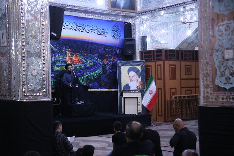 تصاویر| مراسم عزاداری شب چهارم محرم در حرم مطهر سیدعلاالدین حسین(ع)