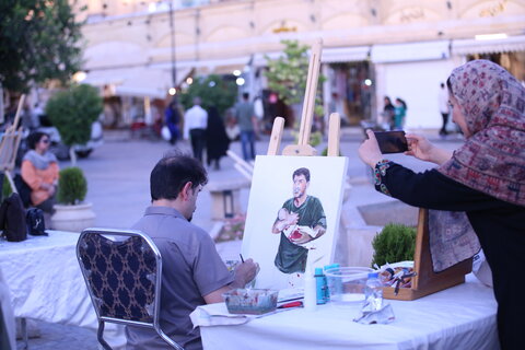 تصاویر| گردهمایی همدلانه نقاشان شیرازی در پاسداشت عزت و اقتدار ملی تحت عنوان بوم حماسه