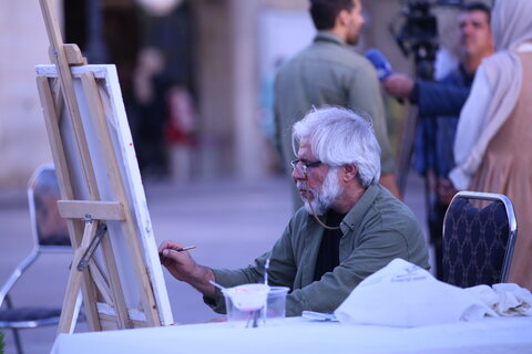 تصاویر| گردهمایی همدلانه نقاشان شیرازی در پاسداشت عزت و اقتدار ملی تحت عنوان بوم حماسه