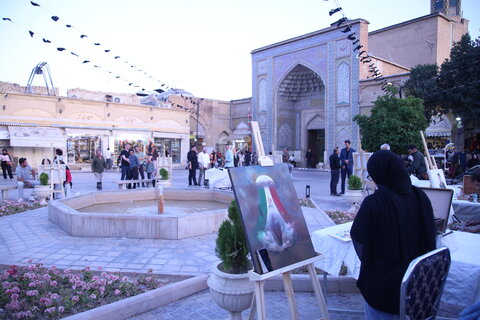 تصاویر| گردهمایی همدلانه نقاشان شیرازی در پاسداشت عزت و اقتدار ملی تحت عنوان بوم حماسه