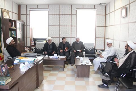 تصاویر / جلسه مقدماتی کمیته همکاریهای حوزه علمیه قزوین  و آموزش و پرورش