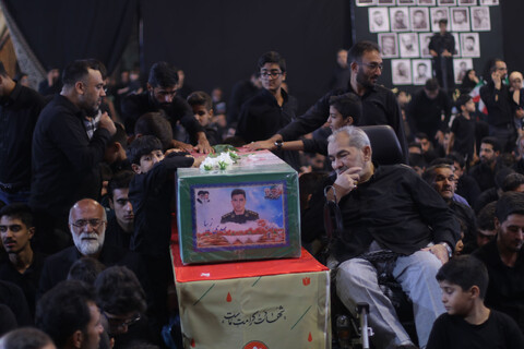 تصاویر| وداع با پیکر شهدای اقتدار ملی در کهف شهدای بیرجند