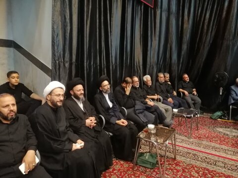 تصاویر/ حضور نماینده ولی فقیه درکاشان و استاندار اصفهان درآیین عزاداری امام حسین (ع) کاشان