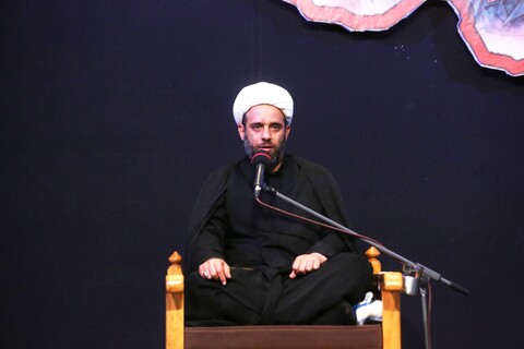 تصاویر / عزاداری دهه اول محرم در هیئت یادگاران امام(ره) اصفهان