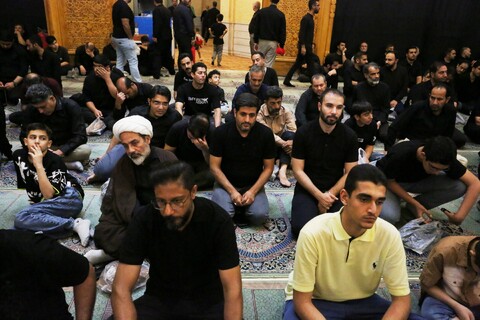 تصاویر / عزاداری دهه اول محرم در هیئت یادگاران امام(ره) اصفهان