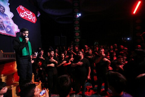 تصاویر / عزاداری دهه اول محرم در هیئت یادگاران امام(ره) اصفهان