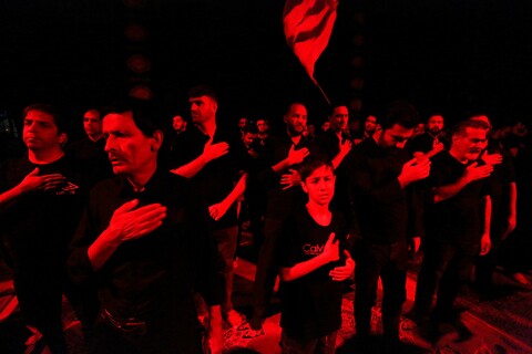 تصاویر / عزاداری دهه اول محرم در هیئت یادگاران امام(ره) اصفهان