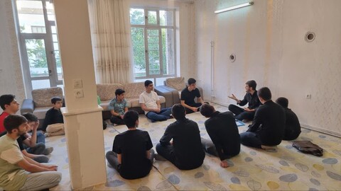 تصاویر/ شروع کلاس های مهارتی طرح تابستانی فصل رویش۴ در حوزه علمیه مرند