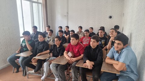 تصاویر/ شروع کلاس های مهارتی طرح تابستانی فصل رویش۴ در حوزه علمیه مرند