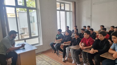 تصاویر/ شروع کلاس های مهارتی طرح تابستانی فصل رویش۴ در حوزه علمیه مرند