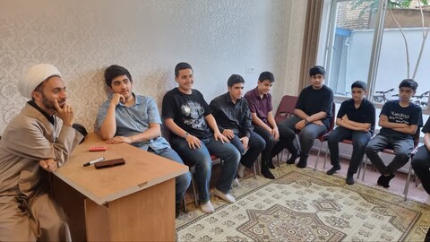 تصاویر/ شروع کلاس های مهارتی طرح تابستانی فصل رویش۴ در حوزه علمیه مرند