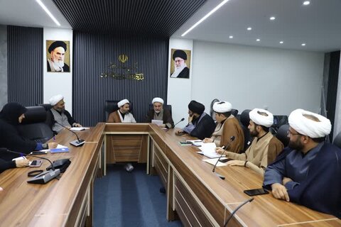 تصاویر/ جلسه مدیران حوزوی حوزه علمیه کردستان با گروه تبلیغی عمار یاسر کامیاران