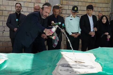 تصاویر | مزار شهدای گمنام انقلاب اسلامی و هشت سال دفاع مقدس در شهر مرزی جلفا