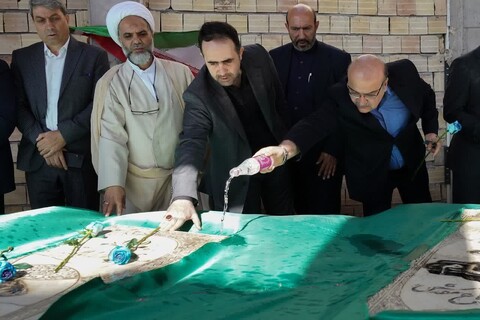 تصاویر | مزار شهدای گمنام انقلاب اسلامی و هشت سال دفاع مقدس در شهر مرزی جلفا