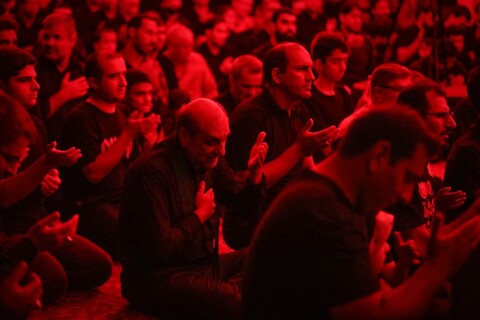 برگزاری مراسم عزاداری حضرت سیدالشهدا(ع) در هیئت رزمندگان اسلام یزد