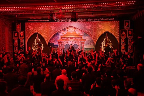 برگزاری مراسم عزاداری حضرت سیدالشهدا(ع) در هیئت رزمندگان اسلام یزد