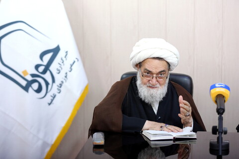 تصاویر/ نشست بررسی «حکم محارب در فتوای مراجع معظم تقلید» در حمایت از رهبری و مرجعیت دینی