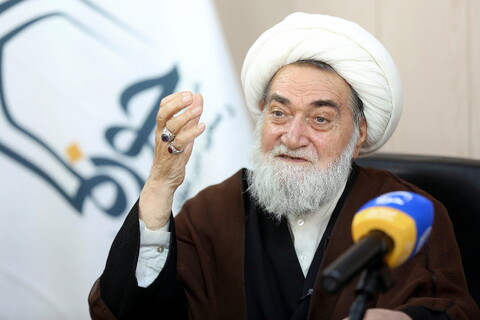 تصاویر/ نشست بررسی «حکم محارب در فتوای مراجع معظم تقلید» در حمایت از رهبری و مرجعیت دینی