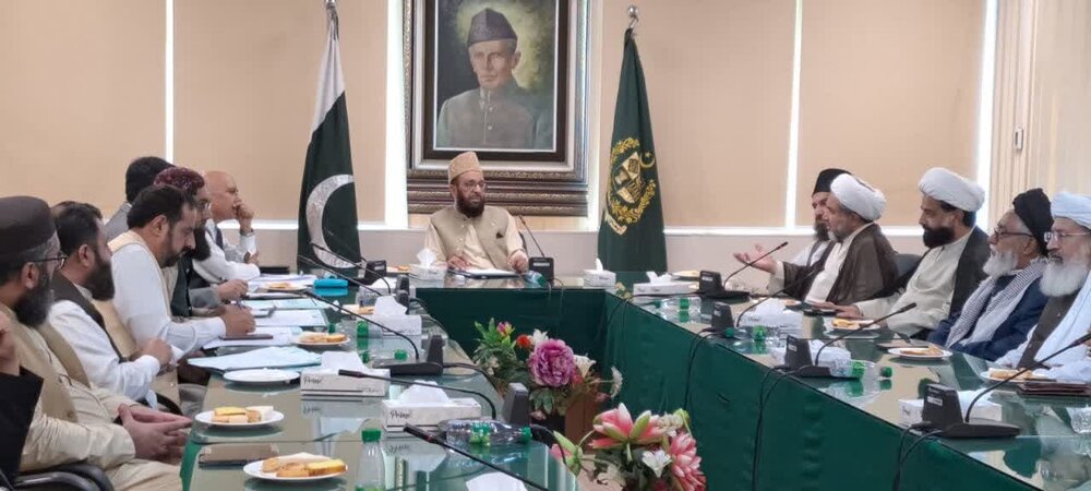 عزاداروں کے لئے آسانیاں پیدا کریں اور شرپسندوں پر کڑی نظر رکھیں / تمام مسالک اور ان کے مقدسات کا احترام یقینی بنایا جائے