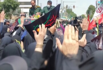 فیلم| مردم انقلابی ساوجبلاغ با حضور پرشور در تشییع شهدای حمله صهیونیستی شرکت کردند