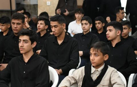 تصاویر| حضور سرپرست دفتر سیاسی اجتماعی حوزه های علمیه کشور در مرکز دارالحفظ آل یاسین شیراز