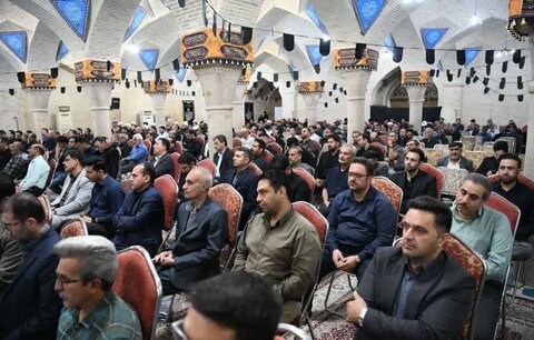 تصاویر| مراسم سوگواری و عزاداری چهارمین روز محرم به میزبانی نماینده ولی فقیه در فارس در مسجد شهدای شیراز