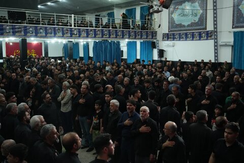 تصاویر مراسم عزاداری پنجمین شب از ماه محرم در حسینیه ثارالله سپاه ناحیه خرم آباد