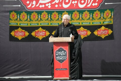 تصاویر مراسم عزاداری پنجمین شب از ماه محرم در حسینیه ثارالله سپاه ناحیه خرم آباد