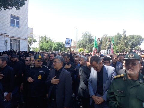 تصاویر/تشییع پیکر شهید انصاری در خمین