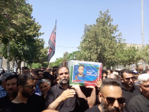 تصاویر/تشییع پیکر شهید انصاری در خمین