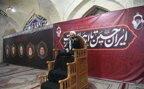 تصاویر| حضور نوجوانان و هیئت عزاداری حضرت علی اکبر(ع) قشقایی ها در مراسم عزاداری به میزبانی نماینده ولی فقیه در فارس