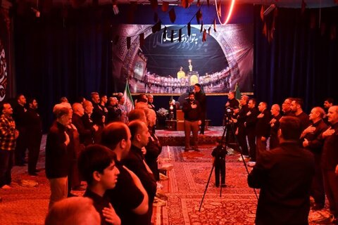 تصاویر/ عزاداری شب های محرم در حسینیه هلال رضوی ارومیه