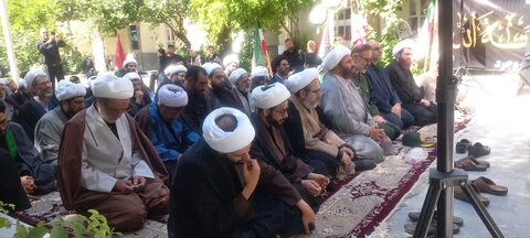 تصاویر اجتماع اساتید و طلاب مدارس علمیه بروجرد در حمایت از رهبرمعظم انقلاب و مراجع عظام تقلید