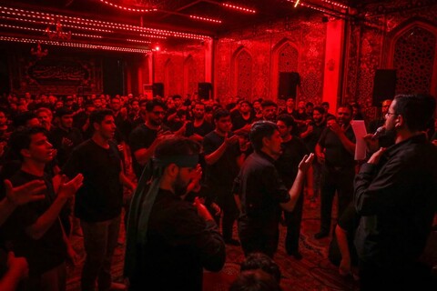 برگزاری مراسم عزاداری حضرت سیدالشهدا(ع) در هیئت رزمندگان اسلام یزد