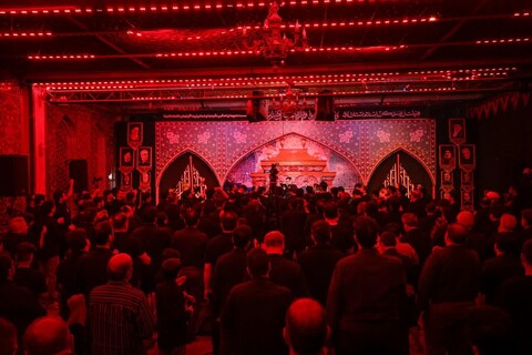 برگزاری مراسم عزاداری حضرت سیدالشهدا(ع) در هیئت رزمندگان اسلام یزد