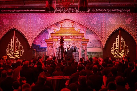 برگزاری مراسم عزاداری حضرت سیدالشهدا(ع) در هیئت رزمندگان اسلام یزد