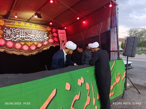 تصاویر/ ایستگاه صلواتی موکب ابناء الحیدر مدرسه علمیه امام علی علیه السلام شهرستان سلماس