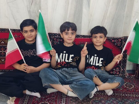 تصاویر/ گردهمایی کودکان عاشورایی در شهر سریش آباد