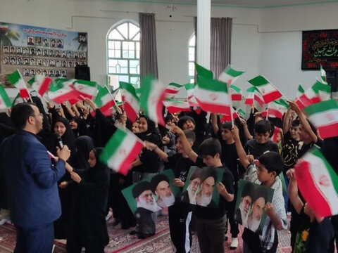 تصاویر/ گردهمایی کودکان عاشورایی در شهر سریش آباد