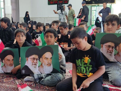 تصاویر/ گردهمایی کودکان عاشورایی در شهر سریش آباد