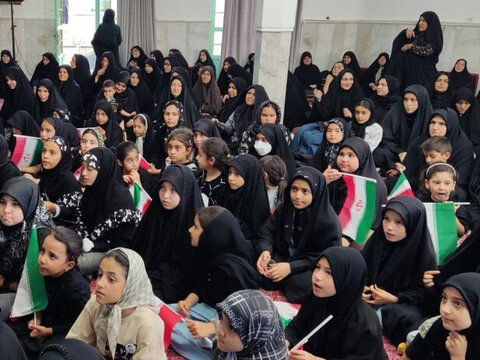 تصاویر/ گردهمایی کودکان عاشورایی در شهر سریش آباد