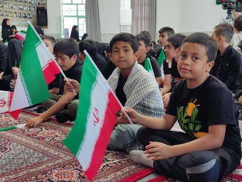 تصاویر/ گردهمایی کودکان عاشورایی در شهر سریش آباد