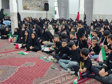 تصاویر/ گردهمایی کودکان عاشورایی در شهر سریش آباد