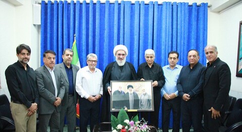 دیدار پیشکسوتان فوتبال بوشهر با امام جمعه