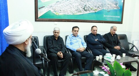 دیدار پیشکسوتان فوتبال بوشهر با امام جمعه