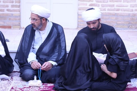 برگزاری مراسم عزاداری اباعبدالله الحسین علیه السلام در روز پنجم محرم در مدرسه علمیه شفیعیه