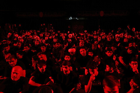 تصاویر/ عزاداری دهه اول محرم هیئت متوسلین به حضرت علی اصغر(ع) در مجموعه خانه مهندس قم