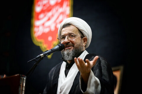 اسلامی آداب کی رعایت ظاہری طور پر بھی اہم اور ضروری ہے